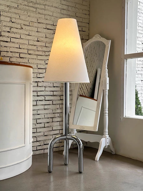 Antoinette Bauhaus living room floor lamp
