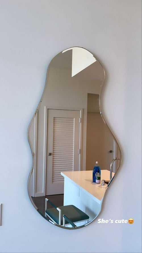 Marlowe hanging Mirror