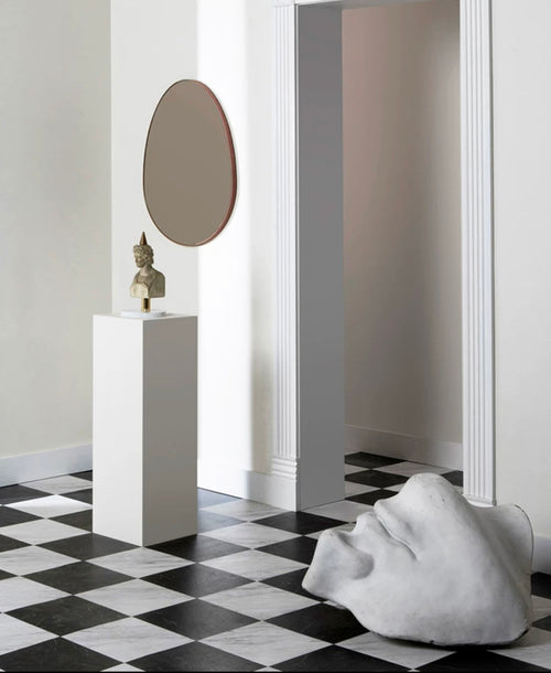 Aurelius Egg Round wall mirror