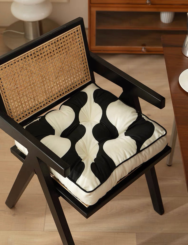 Rattan seat cushion